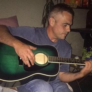 Meet your Posher, Ian